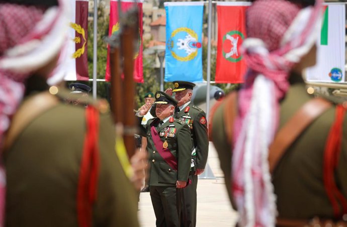Archivo - June 10, 2026, Amman, Amman, Jordan: King Abdullah II of Jordan attended a ceremony organized by the Jordanian Armed Forces - Arab Army at the Martyr's Memorial in Amman, Jordan, on June 10, 2026, commemorating the anniversary of his accession t