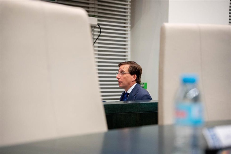 El alcalde de Madrid, José Luis Martínez Almeida, durante el Debate del Estado de la Ciudad, en el Palacio de Cibeles, a 30 de junio de 2026, en Madrid (España). El Palacio de Cibeles encara hoy el que será el último Pleno del Estado de la Ciudad del mand