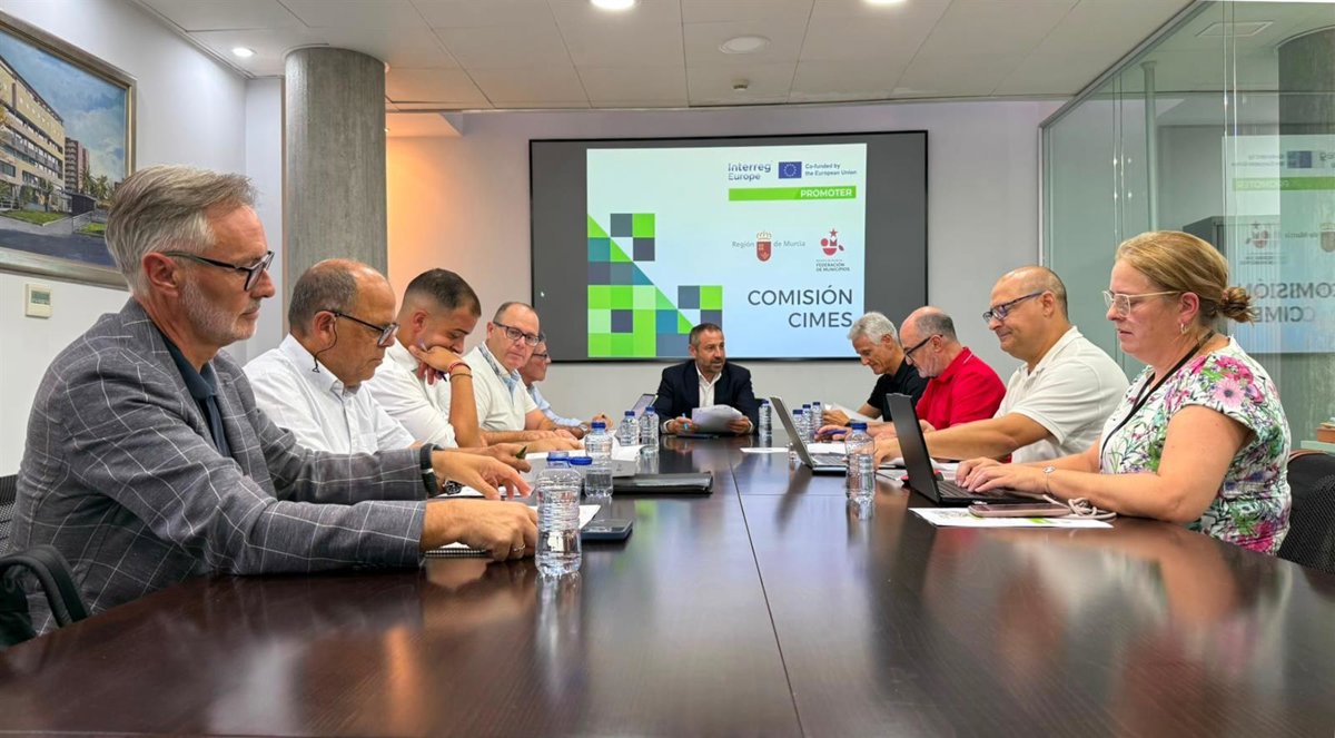 El Gobierno regional avanza en el cumplimiento del proyecto europeo Promoter instalando 44 cargadores de Movibus