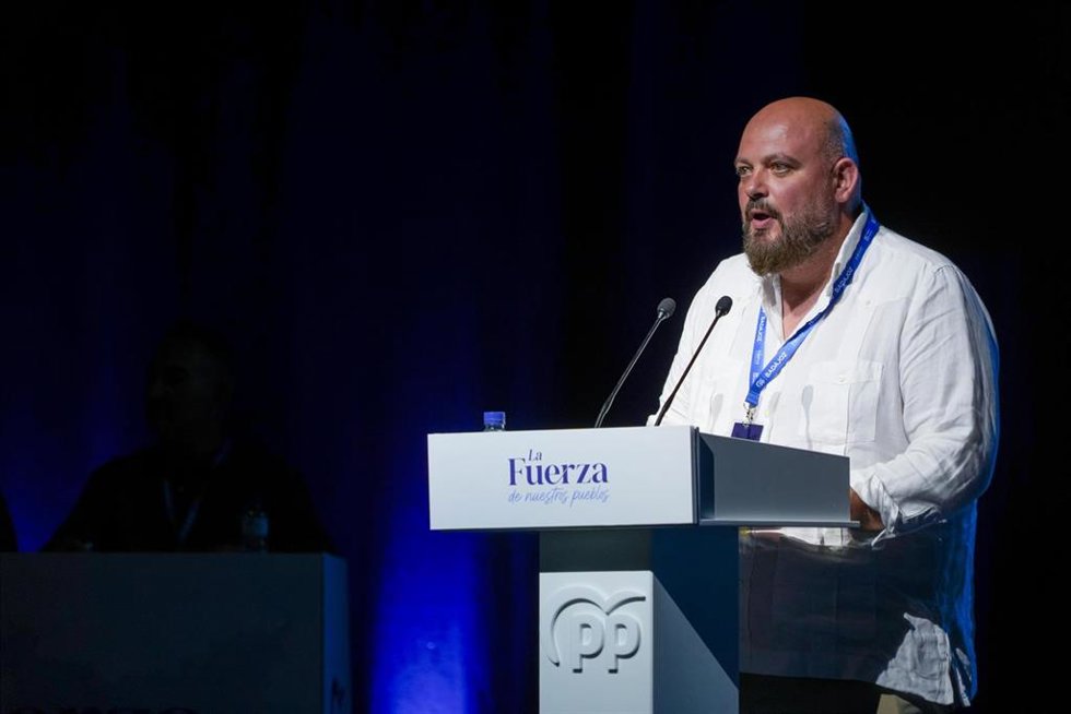 El presidente del PP provincial de Badajoz, Manuel Naharro, en el XV Congreso Provincial del PP pacense, en Mérida a 18 de julio de 2026.