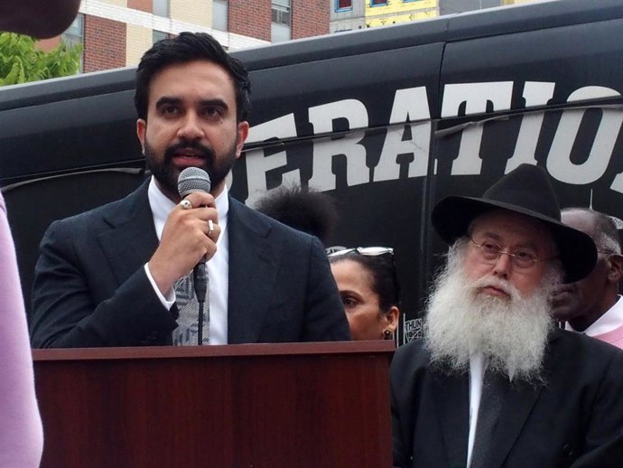 7 de julho de 2026, Brooklyn, Nova York, Estados Unidos: Brooklyn, Nova York, 7 de julho de 2026...  O prefeito de Nova York, Zohran Mamdani, participou de um evento intitulado “Stop the Gun Violence” em Coney Island, no Brooklyn. O evento foi realizado n
