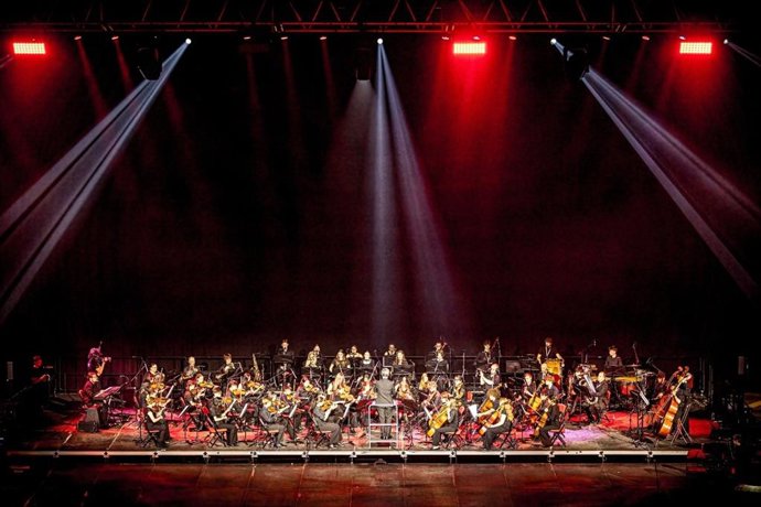 La prestigiosa formación joven británica interpretará música de Gustav  Mahler y Nikolái Rimski-Kórsakov el domingo 19 de julio a las 19.00 horas