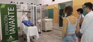 Un 'escape room' biomédico reta a futuros profesionales ante una posible emergencia sanitaria.