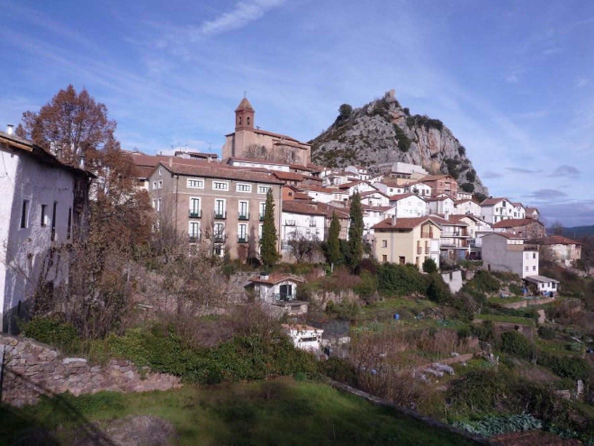 Nieva de Cameros acoge este lunes un encuentro de estudiantes en prácticas del Erasmus rURal con sus tutores
