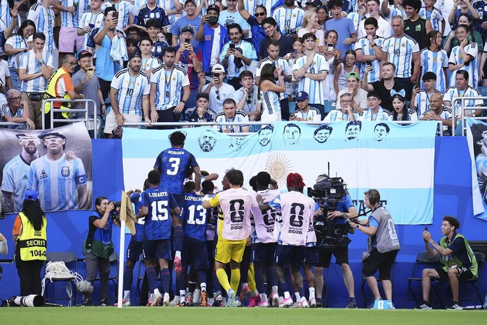 Los jugadores de Cabo Verde celebrando un gol ante Argentina.