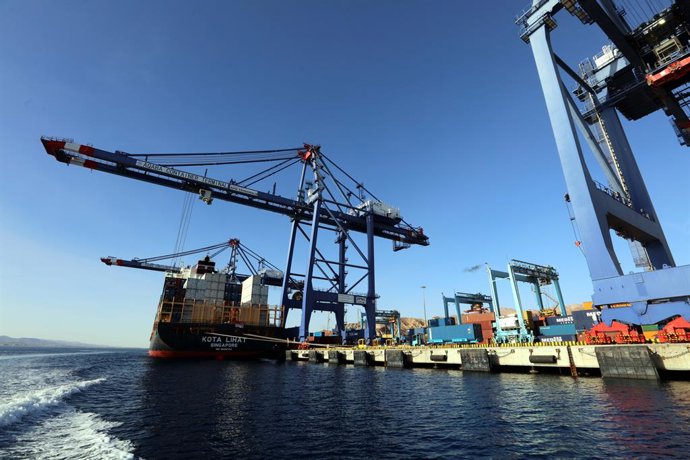 Archivo - AQABA, May 10, 2024  -- This photo taken on May 9, 2024 shows a view of the port of Aqaba, Jordan. The port of Aqaba, the only seaport in Jordan, has been drastically effected by the Red Sea situation and the ongoing conflict in Gaza.