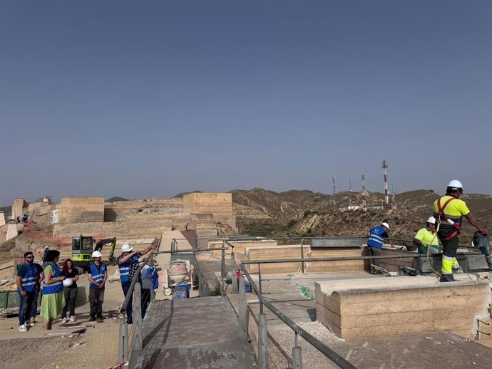 Trabajos de rehabilitación en el Castillo de Nogalte