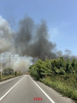 Incendi al Prat de Llobregat