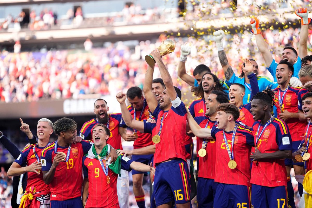 Llegada de la selección española a Madrid | Directo: recorrido, horario y celebración tras ganar el Mundial 2026
