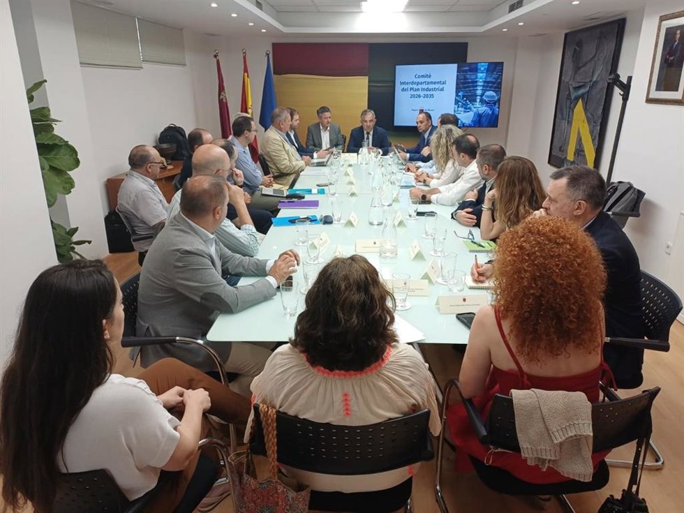 Reunión constitutiva del Comité Interdepartamental del Plan Industrial de la Región de Murcia