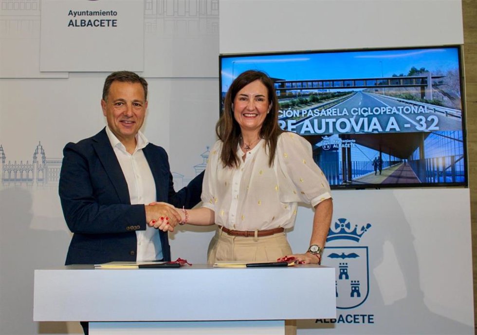Convenio para la construcción de una pasarela ciclista y peatonal que unirá Campollano con el resto de Albacete.