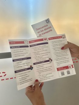 El Ayuntamiento de Zaragoza y Avanza han editado dos nuevos folletos informativos para los usuarios del transporte público escritos con un sistema de lectura fácil