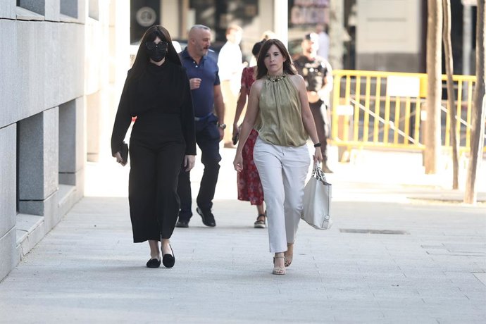 L'exparella de José Luis Ábalos, Jessica Rodríguez, a la seua arribada a l'Audiència Nacional per a declarar com investigat en el 'cas koldo', a 20 de juliol del 2026, a Madrid (Espanya).  