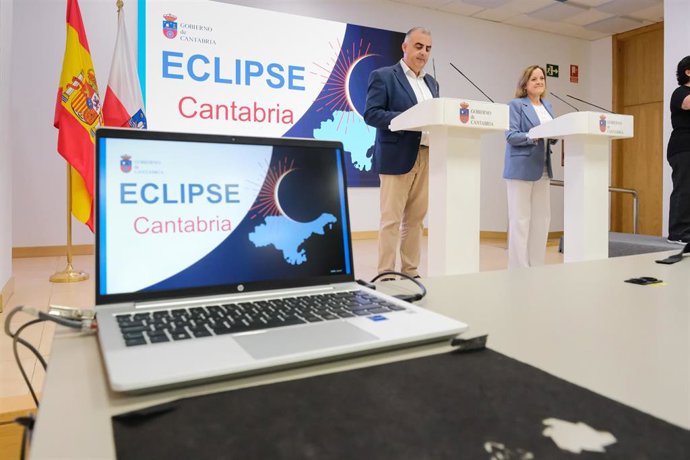 Rueda de prensa de los consejeros de Medio Ambiente y Presidencia sobre el dispotivo previsto para el eclipse