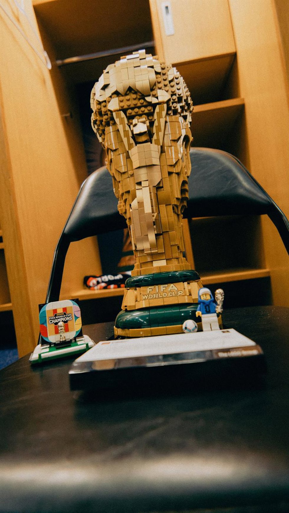 Lego celebra la victoria de España con una exclusiva edición 'Campeones' de la Copa del Mundo.