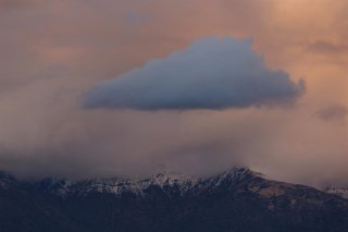 Santiago, 18 de julio de 2026.  Nubes al atardecer despues de la lluvia en Santiago vista desde San Miguel  Diego Martin/Aton Chile