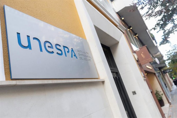 Archivo - Exterior de la sede de UNESPA (Asociación Empresarial del Seguro).