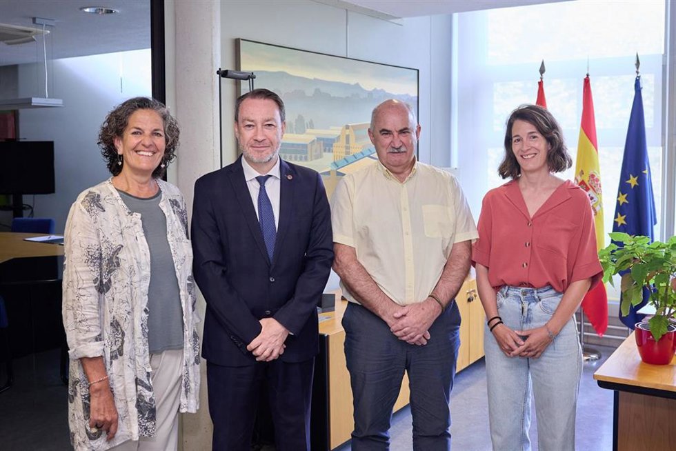 Firma de convenio sobre la Cátedra Economia Circular.