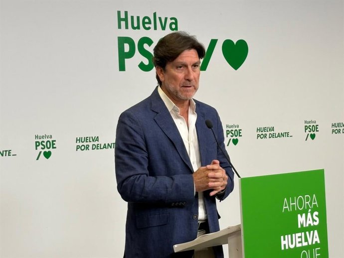 El portavoz de la Ejecutiva Provincial del PSOE de Huelva, Enrique Gaviño.