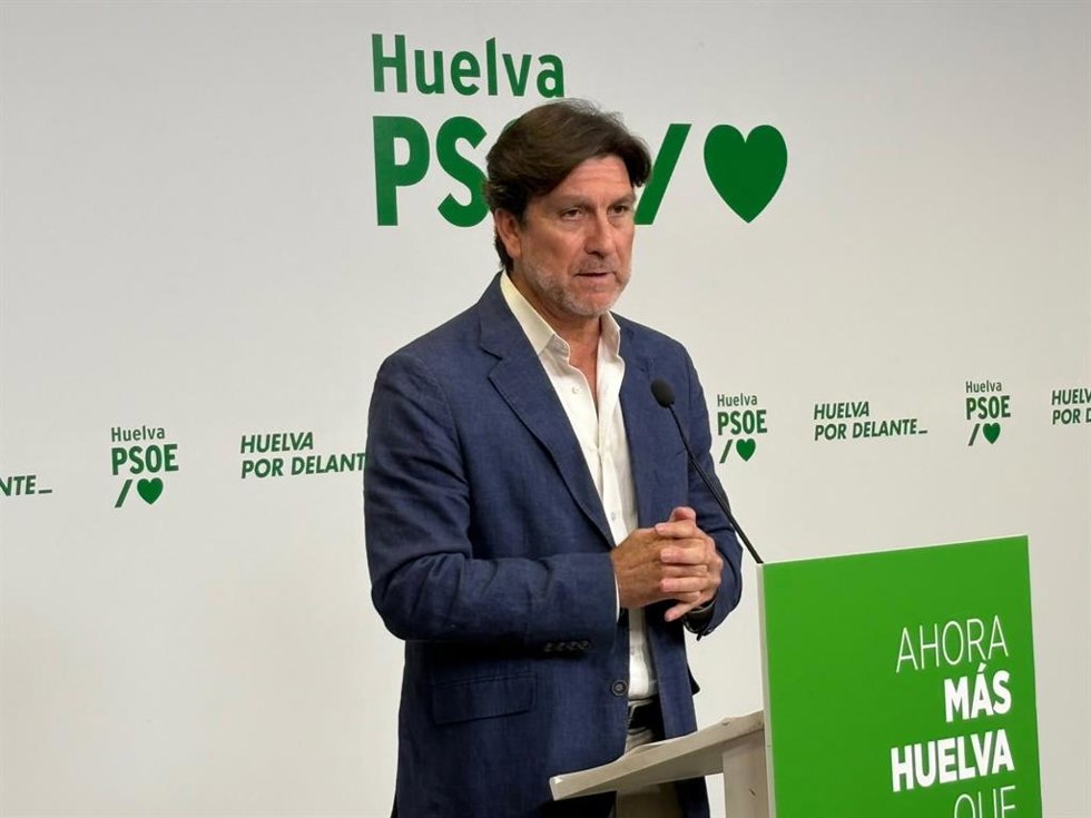 El portavoz de la Ejecutiva Provincial del PSOE de Huelva, Enrique Gaviño.