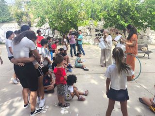 Visita a la Escuela de Verano