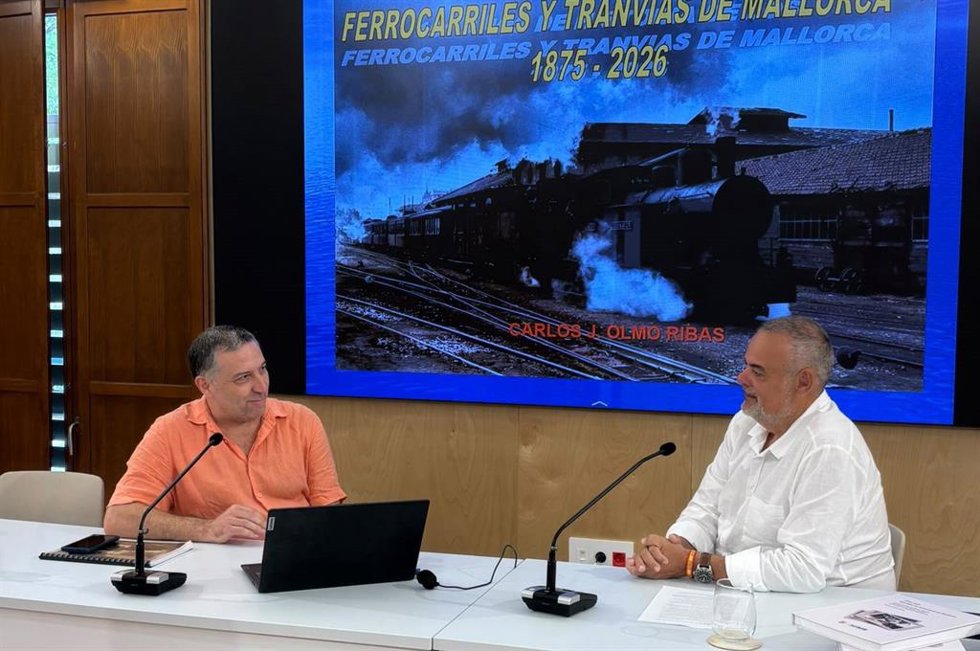Serveis Ferroviaris de Mallorca  publica un libro sobre los 150 años de ferrocarril en la isla.