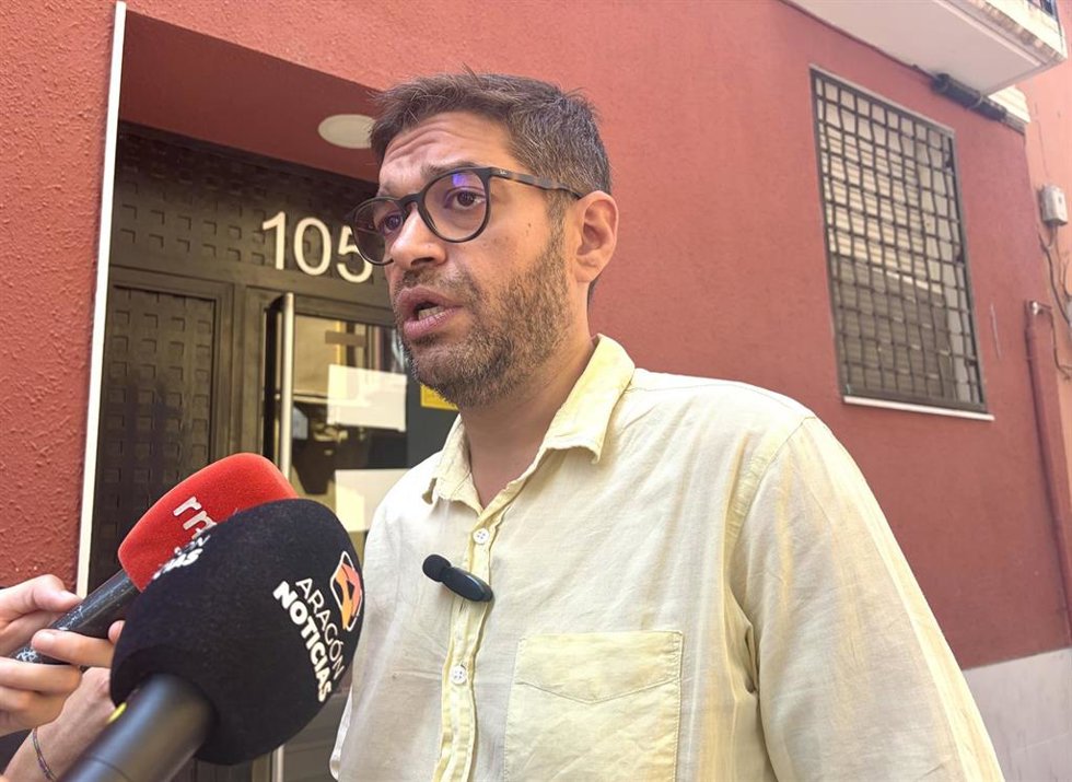 El concejal de Vox en el Ayuntamiento de Zaragoza, Armando Martínez.