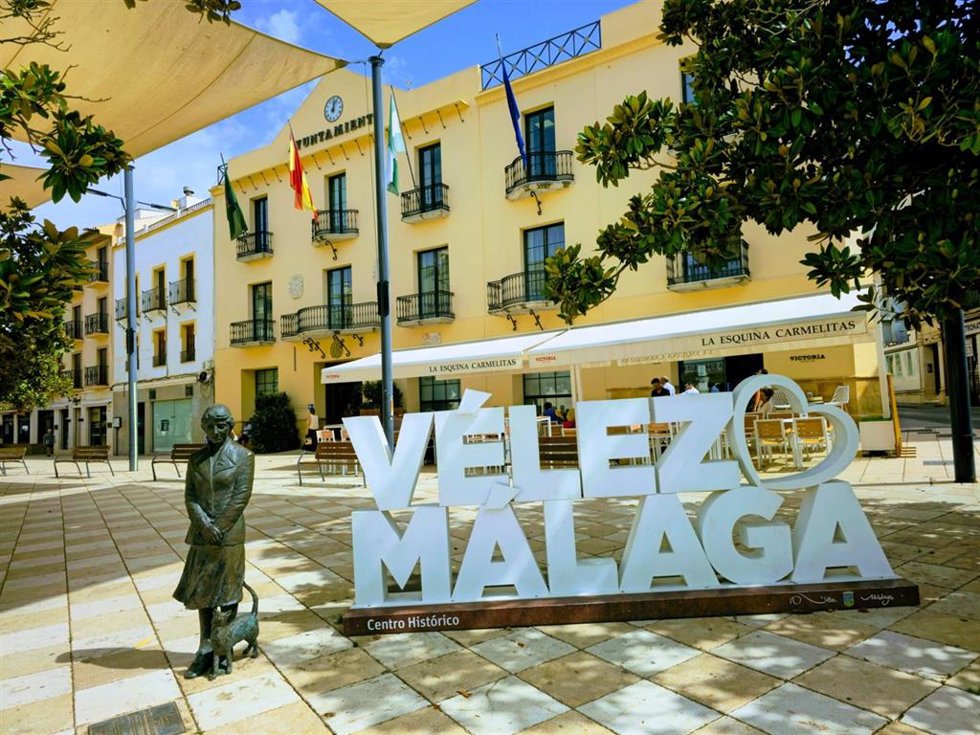 Plaza del Ayuntamiento de Vélez-Málaga.