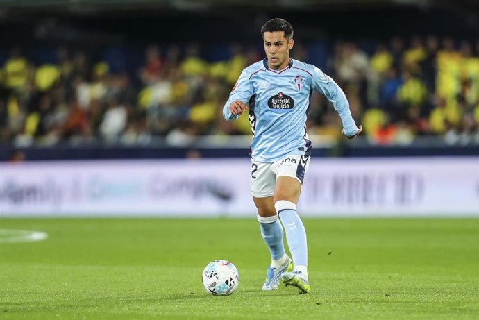 Archivo - El centrocampista Hugo Sotelo, en un partido con el RC Celta.