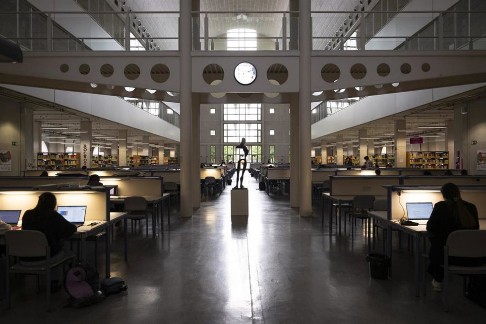 Archivo - Biblioteca de la Universidad Pública de Navarra (UPNA).