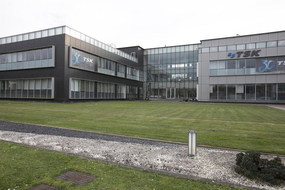 Archivo - Fachada de la empresa TSK, a 13 de febrero de 2025, en Gijón, Asturias (España).