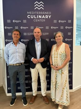 El presidende de Cámara Valencia, José Vicente Morata, y los vicepresidentes de Cámara Mª José Mainar y Alejandro Bermejo