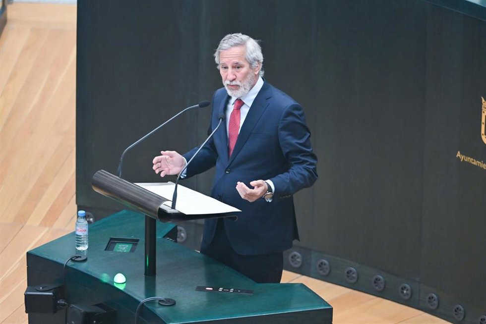 Archivo - El concejal de VOX, Ignacio Ansaldo, durante una sesión ordinaria del Pleno del Ayuntamiento de Madrid, en el Palacio de Cibeles, a 24 de febrero de 2026, en Madrid (España). La crisis abierta en Vox marca el Pleno de Cibeles, el segundo del año