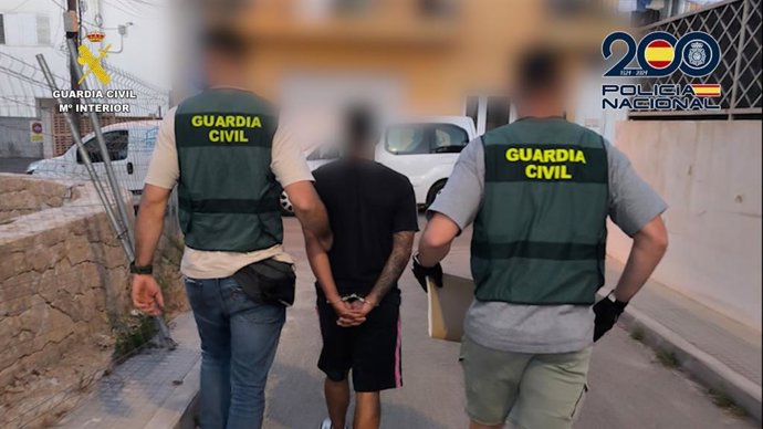 La Policía Nacional en conjunto con la Guardia Civil detiene a cinco integrantes de la organización criminal "El tren de Aragua".