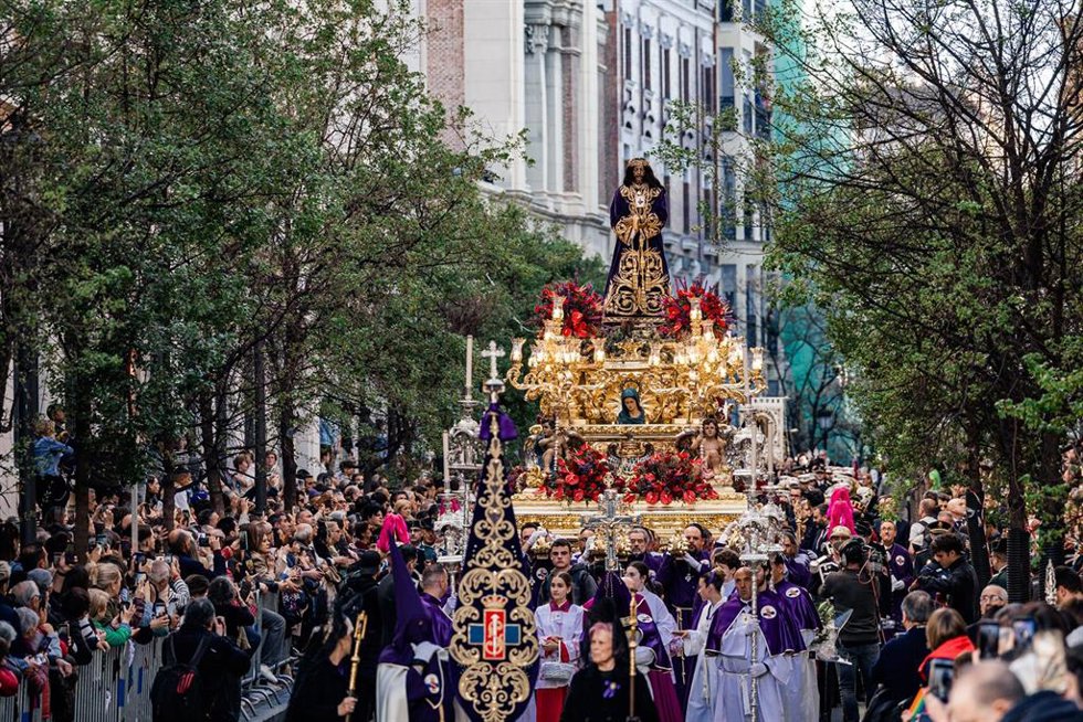 Archivo - Procesión de Jesús Nazareno de Medinaceli durante el Viernes Santo, a 3 de abril de 2025, en Madrid (España). La procesión, organizada por la Archicofradía Primaria de la Real e Ilustre Esclavitud de Nuestro Padre Jesús Nazareno de Medinaceli, s