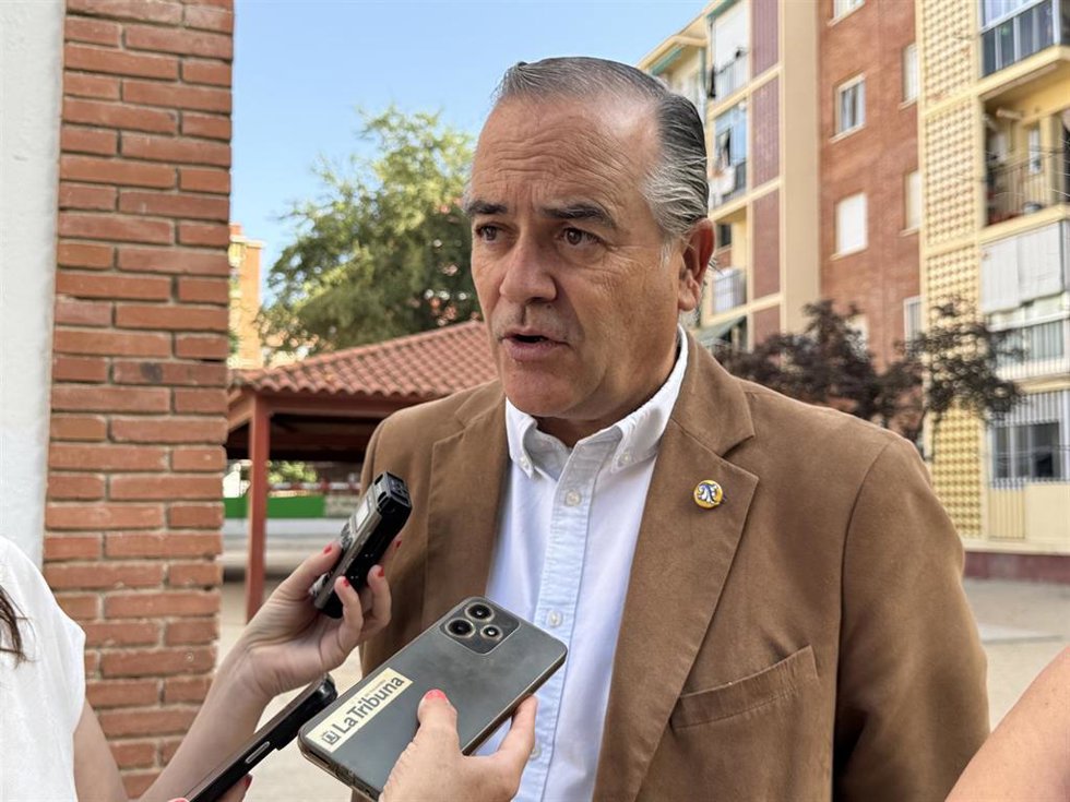 El alcalde de Talavera, José Julián Gregorio.