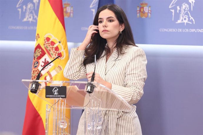Archivo - La portavoz de VOX en el Congreso, Pepa Millán, durante una rueda de prensa en el Congreso de los Diputados, a 21 de abril de 2026, en Madrid (España).