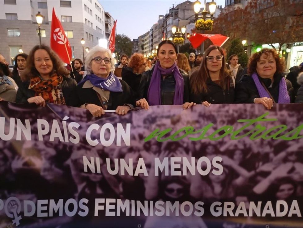 Podemos Andalucía en una manifestación contra la violencia de género