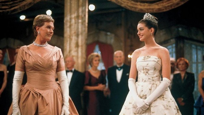 Anne Hathaway actualiza el estado de Princesa por sorpresa 3, que da "un gran paso adelante"