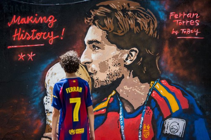 Imagen del mural dedicado a Ferran Torres en Joanic
