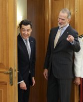 Foto: Moreno aborda con Felipe VI el "presente y futuro" de Andalucía y la preocupación por los incendios forestales