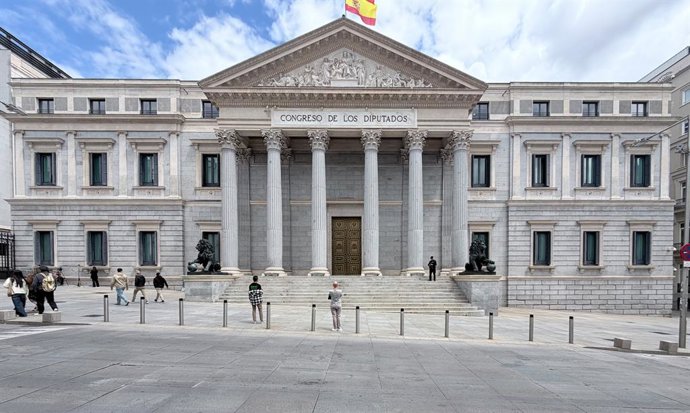 Archivo - Fachada del Congreso de los Diputados, a 13 de mayo de 2026, en Madrid (España). El Papa León XIV visitará España del 6 al 12 de junio en un viaje apostólico con paradas en Madrid, Barcelona, Gran Canaria y Tenerife.