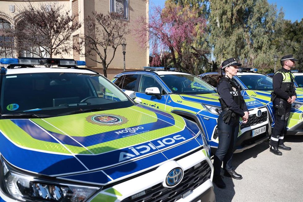 Archivo - Presentación de los nuevos vehículos de la Policía Local de Sevilla. Imagen de archivo. 