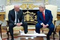 El presidente libanés pide a Trump seguir apoyando al Ejército en el marco de operaciones de despliegue