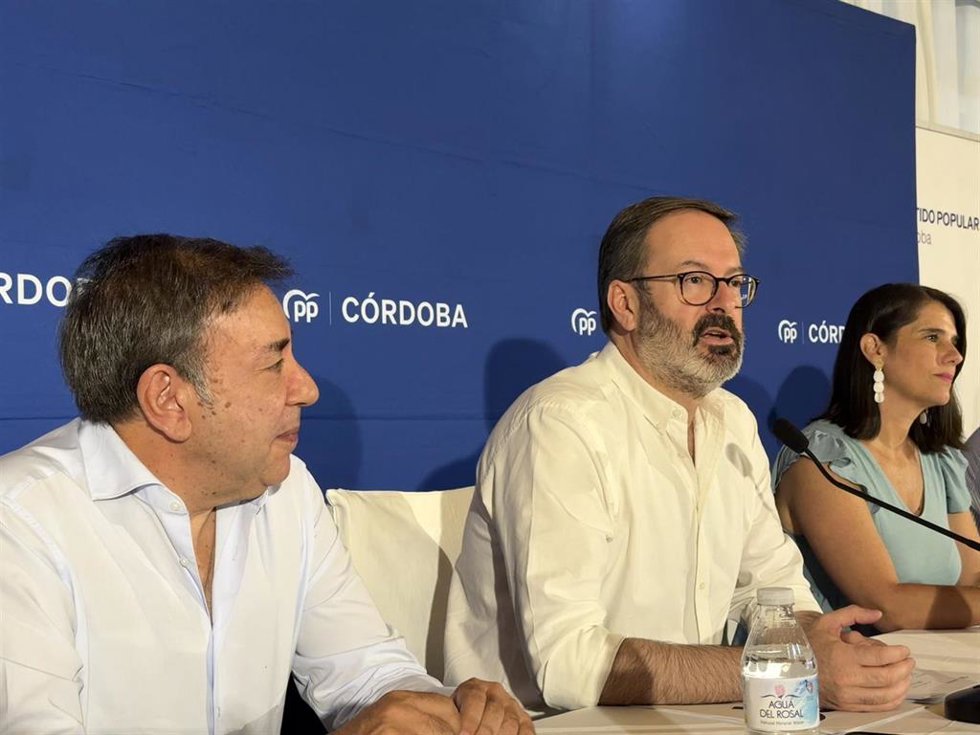 El presidente del Partido Popular (PP) de Córdoba, Adolfo Molina, durante la Junta Directiva Provincial del PP de Córdoba.