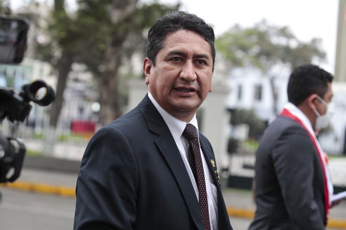 Archivo - Perú.- Ministerio del Interior eleva a S/ 500 000 recompensa por Vladimir Cerrón
