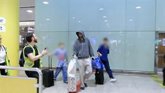 Vídeo: Gerard Piqué llega a Barcelona con sus hijos y sin Clara Chía