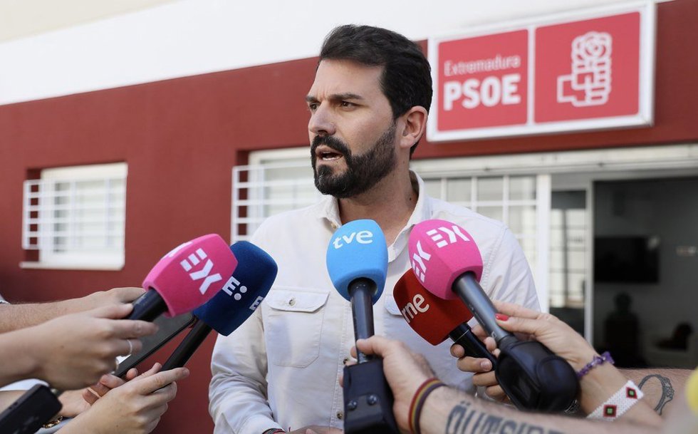 El secretario general del PSOE de Extremadura, Álvaro Sánchez Cotrina, en una foto de archivo