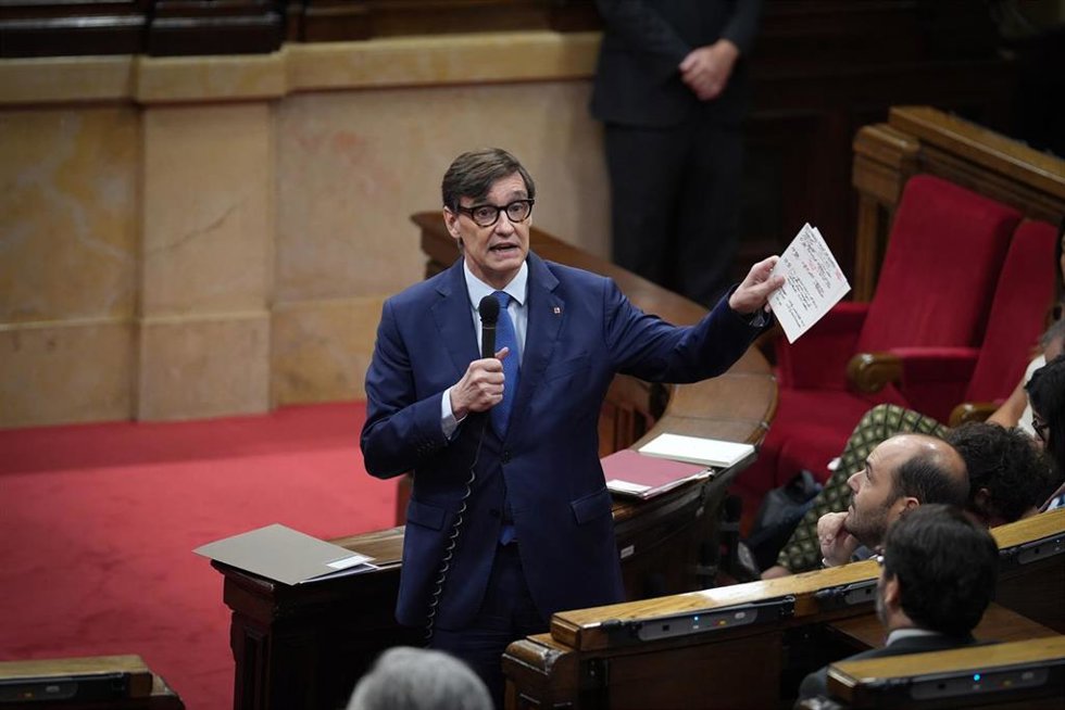El president de la Generalitat, Salvador Illa, durante una sesión plenaria, en el Parlament de Catalunya, a 22 de julio de 2026, en Barcelona, Catalunya (España).
