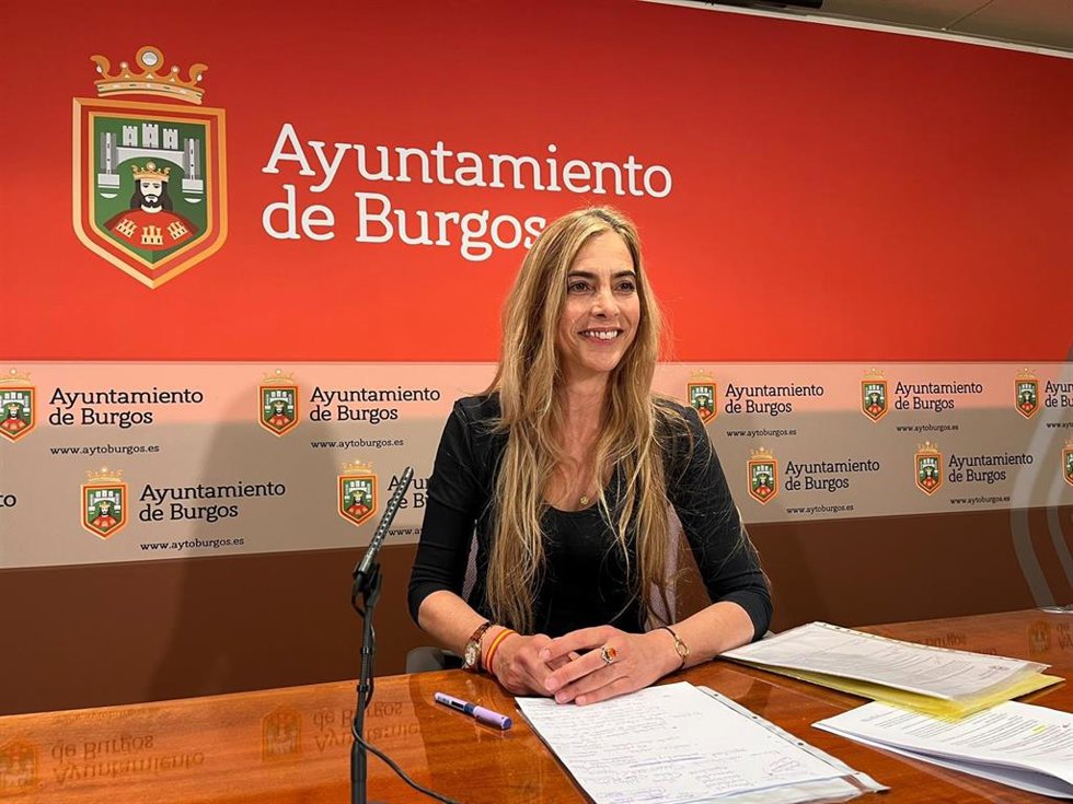 Carolina Álvarez durante la rueda de prensa.